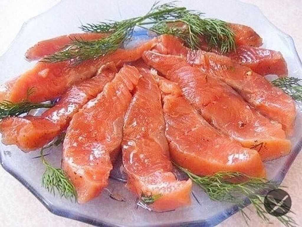 Посолить красную рыбу в домашних условиях классический рецепт с фото пошагово