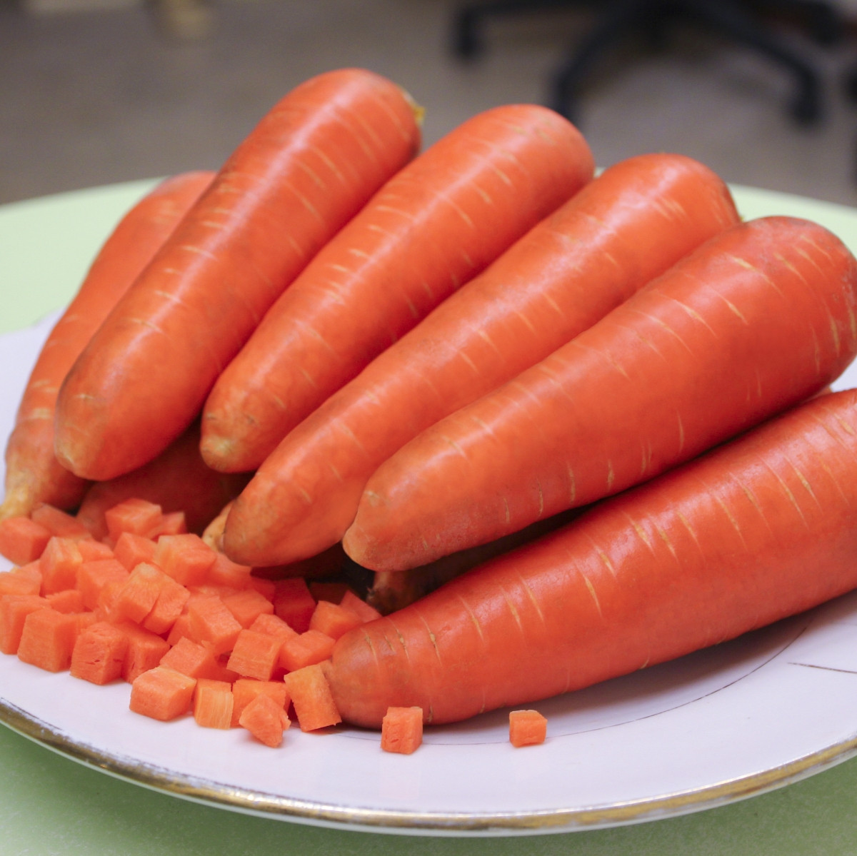 Морковь гибриды. Морковь Каскад f1. Морковь Каскад ф 1. Семена морковь Каскад. Морковь Кесена f1.