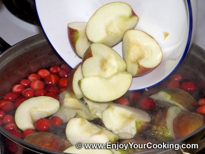 Apple & Cranberry Kompot Recipe: Step 4