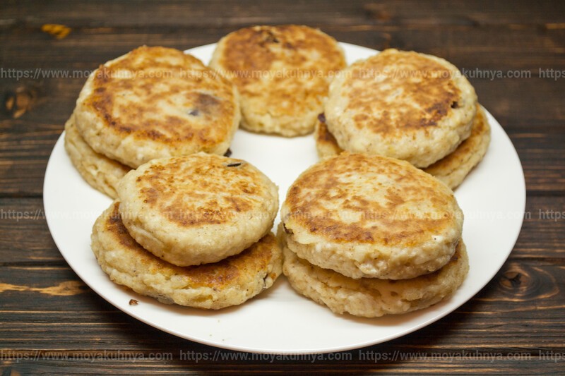 Сырники из творога и манки на сковороде воздушные и нежные рецепт с фото пошагово